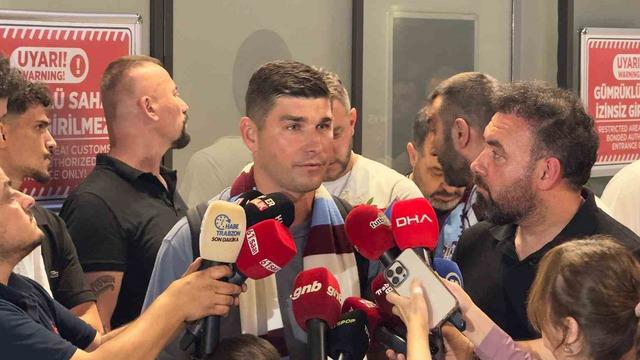 Trabzonspor’un yeni yıldızı Malinovskyi Trabzon’a adım attı