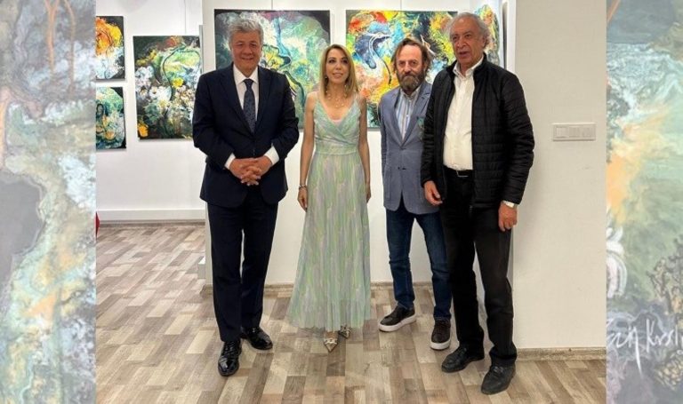 “Yelkenli Turnalar” sergisi: Pervin Karslı’nın rengarenk dansı – Kültür sanatta son dakika haberleri