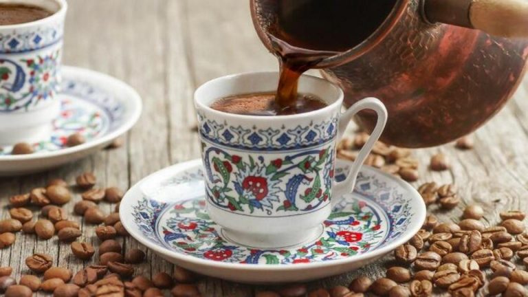 Türk kahvesinin faydaları nelerdir?  Türk kahvesi içmek neye iyi gelir?