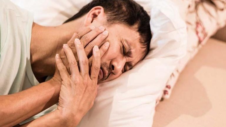 Yaşlanmayla birlikte ağız ve diş sorunları artıyor