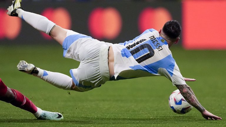 Listede Messi de var: Panama Belgeleri davasında beraat