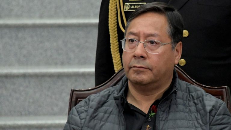 “Kazandığımız demokrasiyi kimse elimizden alamaz”