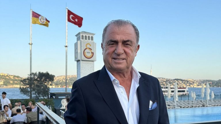 'Önemli olan Galatasaray': Fatih Terim'in tarihi imzasının üzerinden 50 yıl geçti