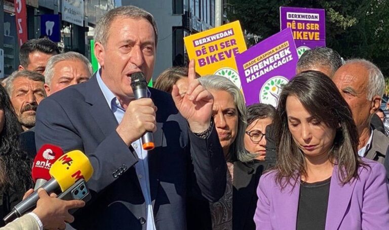 DEM partisi kayyumlara dava açtı: “Belediyeler karakola dönüştürülüyor…” – Son Dakika Siyaset Haberleri