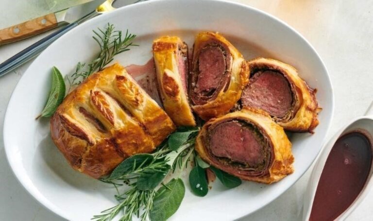 Şeflerin Favorisi: Lezzetli Bir Klasik: Beef Wellington tarifi – Son Dakika Girme News