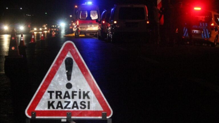 Borsada iki kamyonun çarpıştığı kazada 1 kişi yaralandı