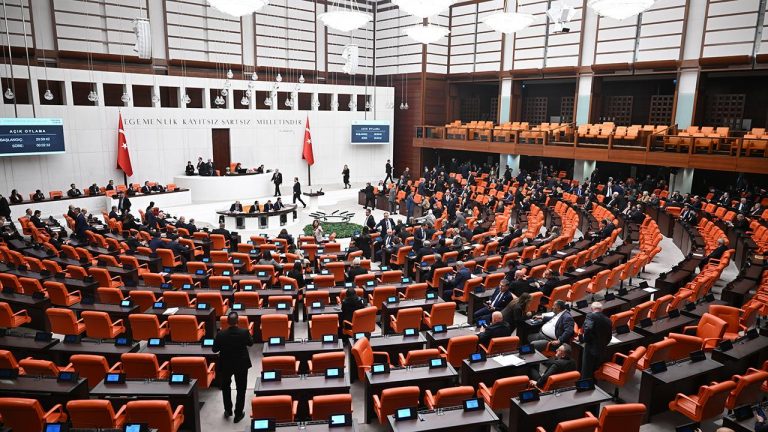 Trafik cezalarının artırılmasına ilişkin teklif, Genel Kurul’da görüşülecek